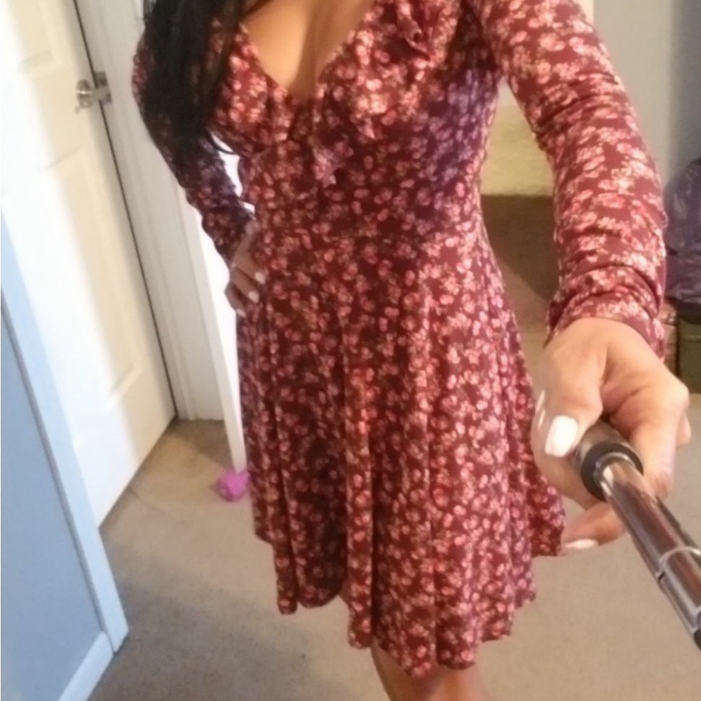 Forever 21 Red Floral Long Sleeve Dress